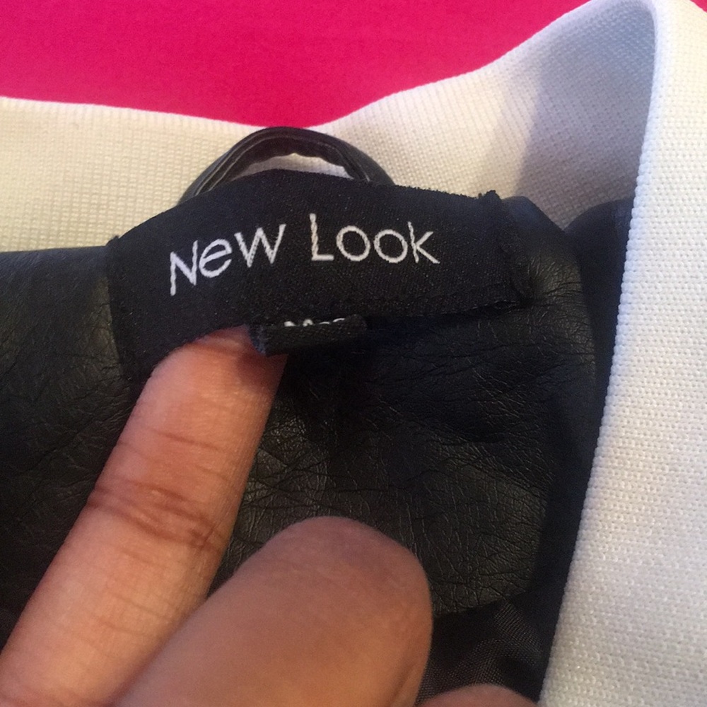 Black and white bomber jacket - Picture 2 of 3
